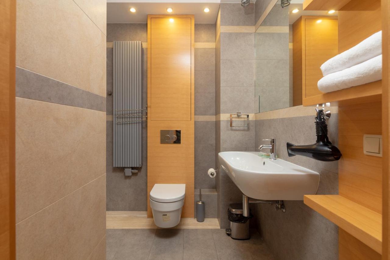 Metro Pole Mokotowskie Cosy Apartment Varşovia Exterior foto